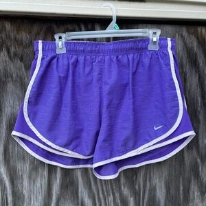 Nike dri-fit Women's Athletic Shorts in Purple Large
